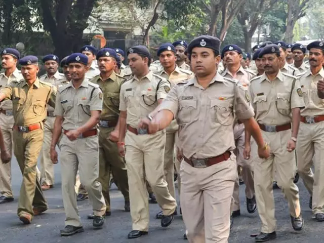 Are Jaats favoured in the recruitment of Delhi Police?