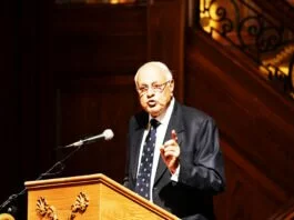 Farooq Abdullah Calls For A Sustained, Result-oriented Indo-Pak Dialogue